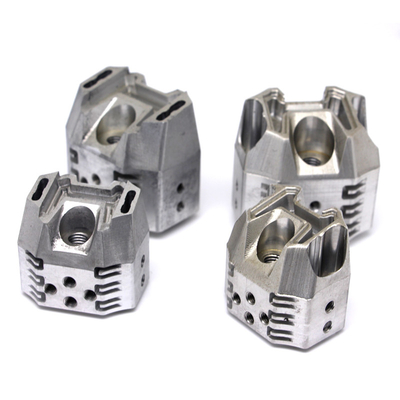 Válvulas no estándar de cobre amarillo/inoxidables/que cierran del acero a Ring Precision Machining Service