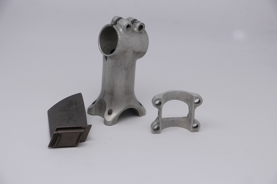 Sujeción no estándar de la bici de Off Road de las piezas del CNC que trabaja a máquina con la cuchilla