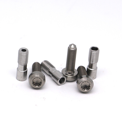 Las pequeñas piezas modificadas para requisitos particulares del titanio del CNC pulieron con chorro de arena el dibujo fosfatado necesario