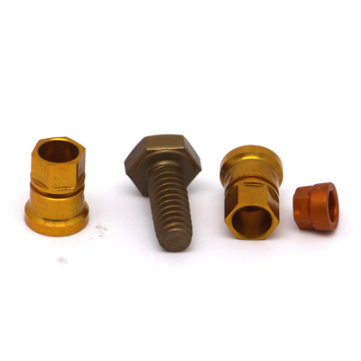 Tamaño modificado para requisitos particulares que muele los tornillos/los pernos/las nueces de cobre amarillo de las piezas del CNC