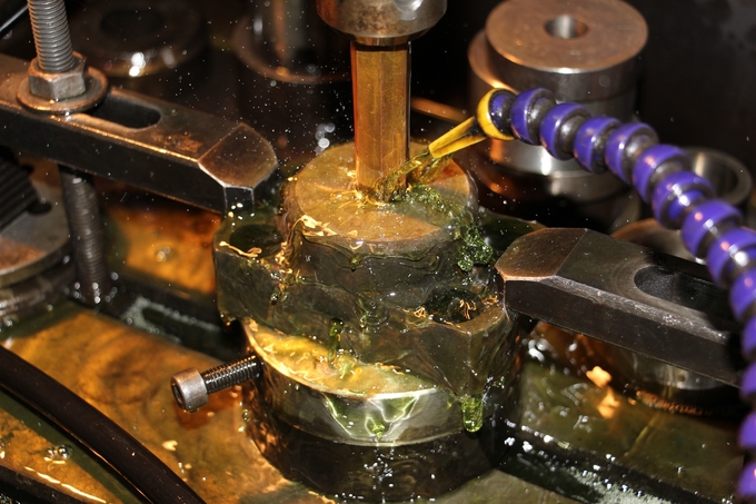 Chongqing Henghui Precision Mold Co., Cadena de producción limitada de la fábrica 0
